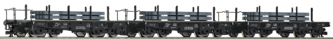 Set of 3 Heavy duty flat cars with load<br /><a href='images/pictures/Roco/37588_HM_rgb.jpg' target='_blank'>Full size image</a>